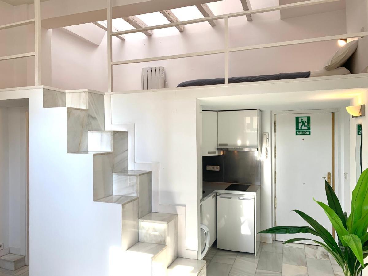 Apartamentos Puerta Del Sol-Rastro Madrid Eksteriør bilde